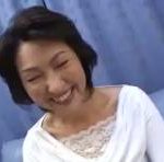 【里中亜矢子】五十路のきれいな熟女さんそれではまずオナニーしてください…それから男優とのカラミです…あっ言い忘れましたけど中出ししますからね